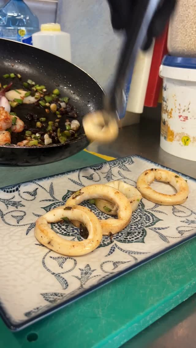 Instagram post from destinopuerto. This post is in position 3.