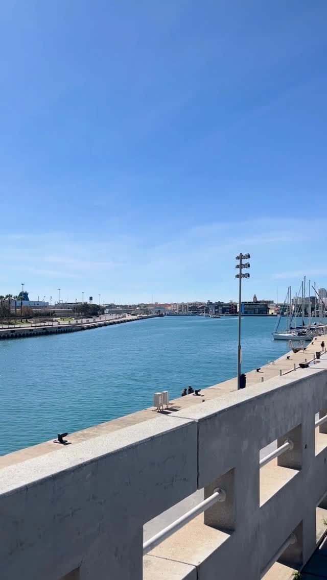 Instagram post from destinopuerto. This post is in position 2.