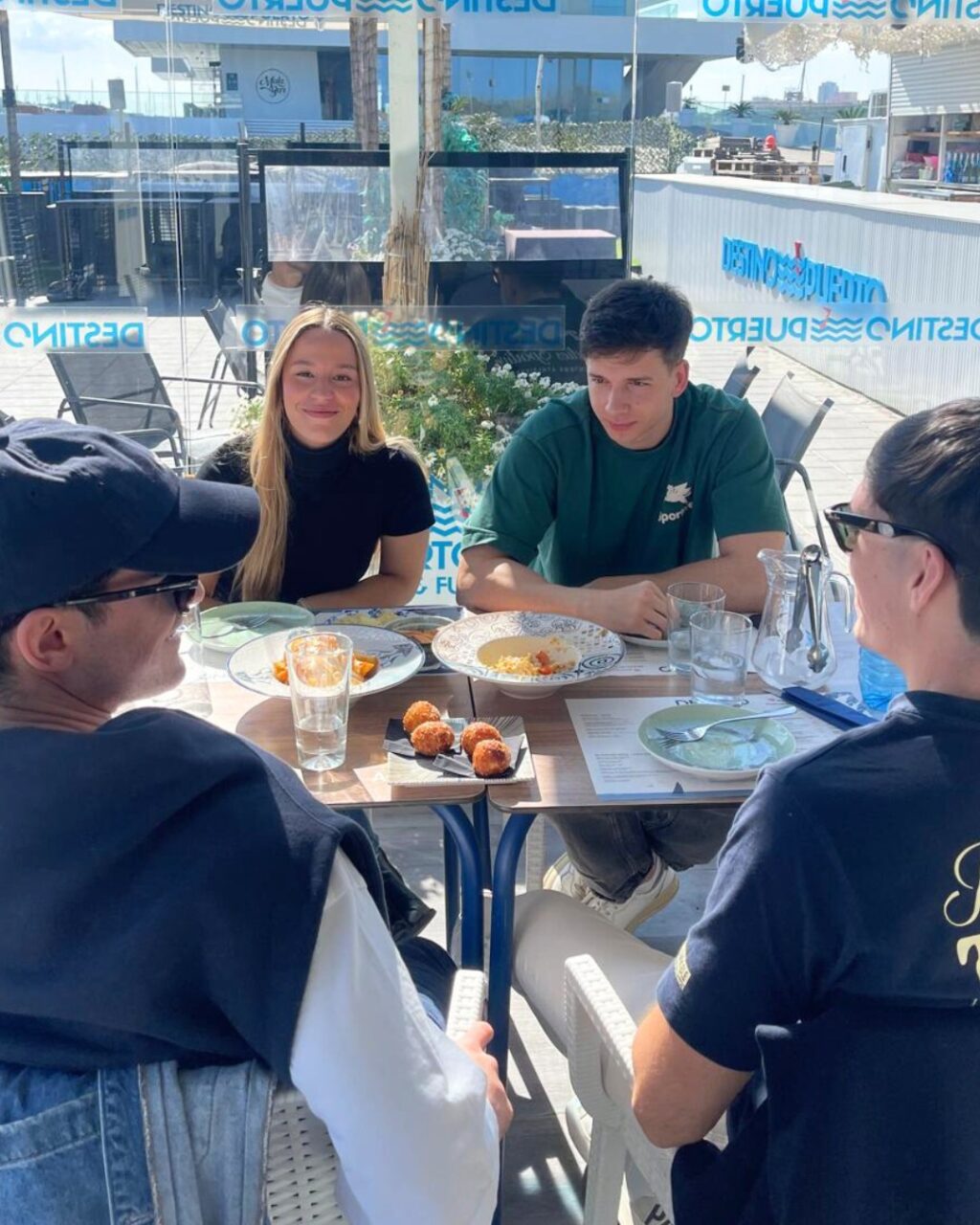 Instagram post from destinopuerto. This post is in position 6.