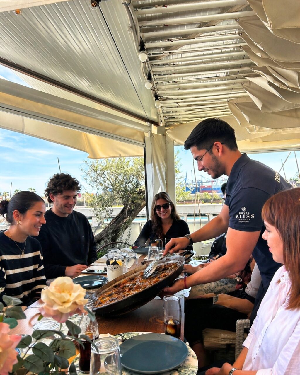 Instagram post from destinopuerto. This post is in position 1.